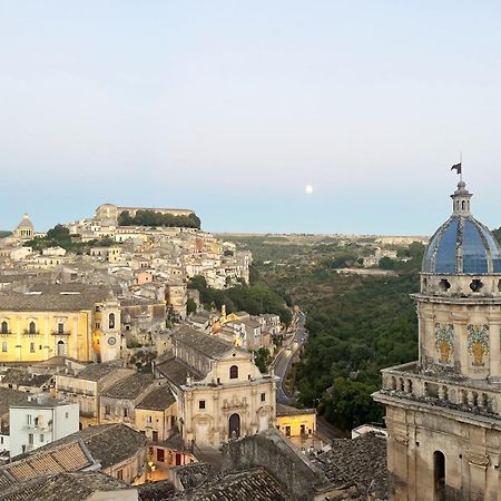 La Casa Di Irene - Suites Con Vista Ragusa Luaran gambar